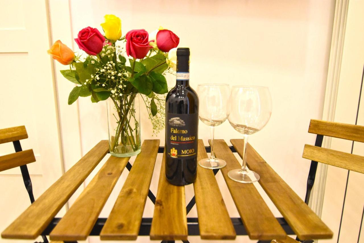 Ninarella Napoli Bed and Breakfast Εξωτερικό φωτογραφία